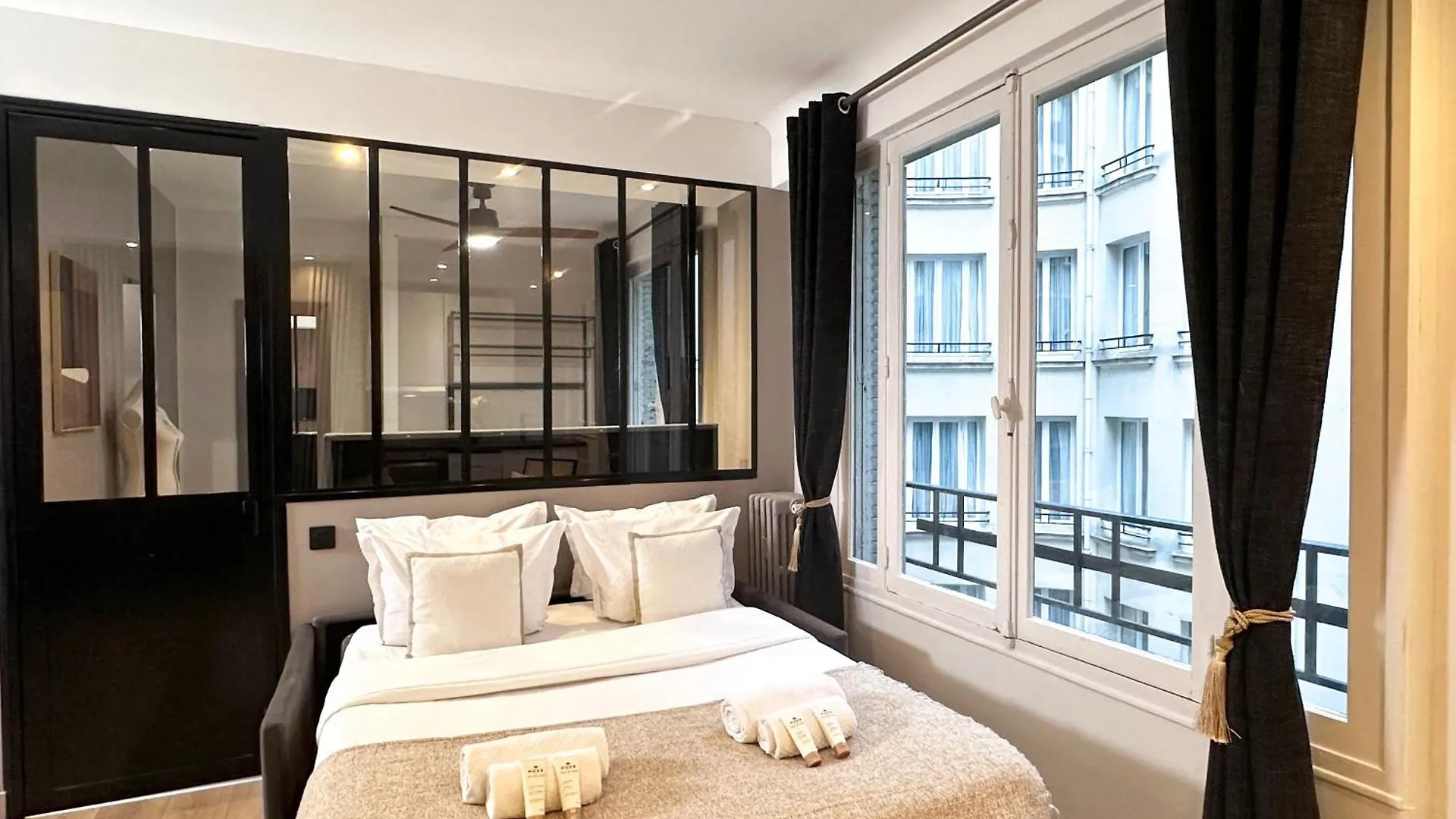 Beautiful Loft In Champs-Elysees Paříž Apartmán